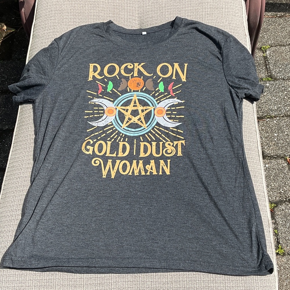 Rock On Gold Dust Woman Graphic Tee - Charcoal